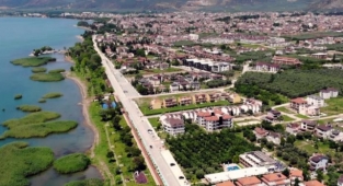 Büyükşehir ile İznik’te yüzler gülüyor