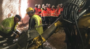 Dağ bölgesi ile şehir merkezini yaklaştıracak proje aralıksız sürüyor
