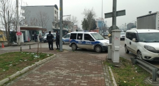 El salladı kalbinden bıçaklandı
