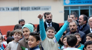 Gürsulu öğrenciler taleplerini belediyeye bildirecek