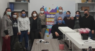 İlk maaşlarını aldılar