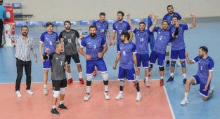 Karacabey Belediyespor voleybolda iddialı