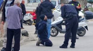 Köpeği havlıyor diye komşusunu sırtından bıçakladı