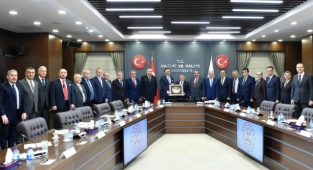 Matlı: “Bursa iş dünyasının taleplerini Bakan Nebati’ye ilettik”