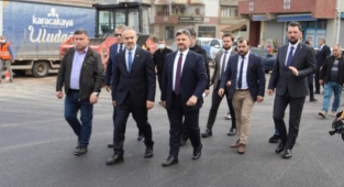 Mezarlıklara kaliteli yollarla konforlu ulaşım