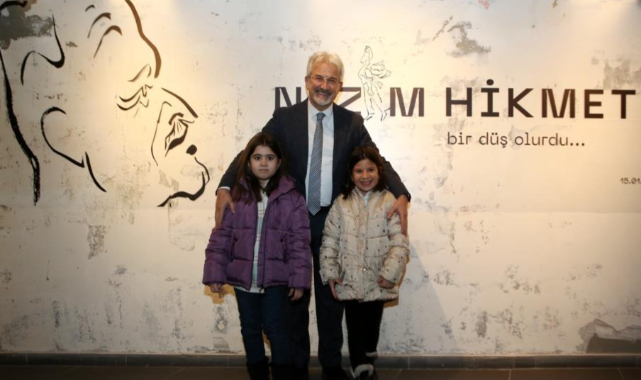Nâzım Hikmet 120. yaş gününde anıldı