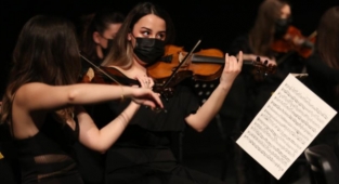 Nilüfer Oda Orkestrası hayran bıraktı