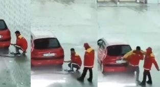 Pompacıların yumruk yumruğa kavgası kamerada