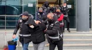 Şafak baskınında gözaltına alınanlar adliyeye sevk edildi