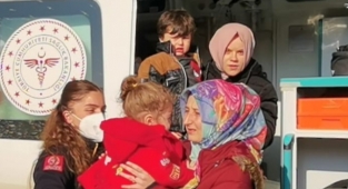 Şeker diye fare zehiri yediler