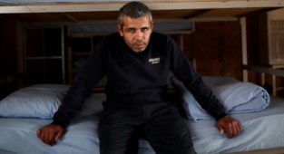 Sokaklardan kurtuldu, aile sevgisini barınma evinde buldu