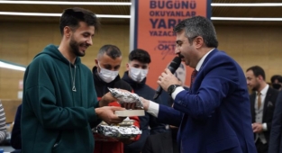Bu kütüphane bir yıldır uyumuyor