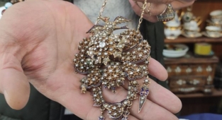 Bu Sevgililer Günü'nde antik takılar moda