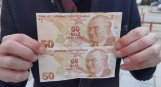 Bursalı sağlıkçı ATM'den çekti, bin katına satıyor