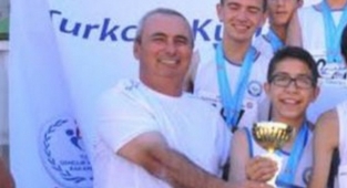 Bursaspor eski atletizm antrenörü Zakir Özgür vefat etti