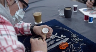 Çivi ve tellerden sanat ortaya çıkıyor