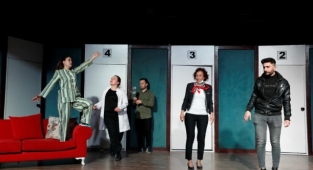 Deliler Evi sahne için gün sayıyor