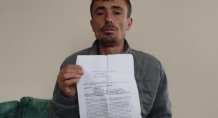 Eşi evden kaçan koca çocuklarını istiyor