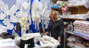 Evde çeyiz yapan kız kalmadı, çeyizcilerin işleri açıldı