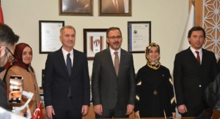 Gençlik ve Spor Bakanı Dr. Mehmet Kasapoğlu Bursa'da