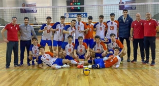 İnegöl Belediyespor Yıldız Voleybol Takımı Türkiye finallerinde
