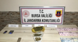 Jandarmadan uyuşturucu tacirlerine operasyon: 2 tutuklama