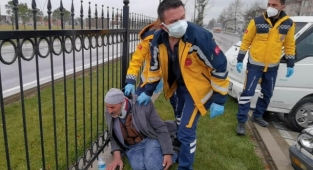 Kamyonet ile otomobil çarpıştı: 1 yaralı