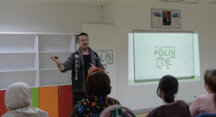 OSMEK’te “En İyi Narkotik Polisi; Anne” eğitimi