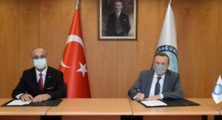 Personel ve öğrencilere 'kalite eğitimi'