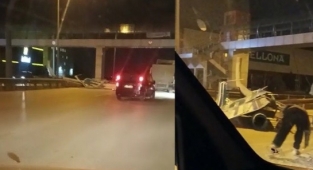 Şiddetli lodos trafik levhalarını devirdi