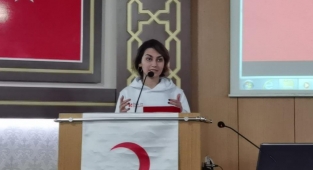Tıp fakültesi öğrencisi hem kendine, hem de yaşlı kadına hayat oldu