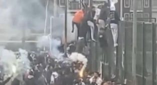 Amatör maçta kavga çıktı, çevik kuvvet müdahale etti