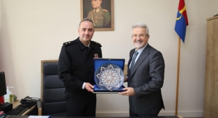 Başkan Erdem’den Üsteğmen Aktaş’a hayırlı olsun ziyareti