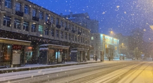 Bursa beyaz gelinliğini giydi