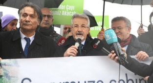 Dünya Su Günü'nde, kirletilen Nilüfer Çayı'na dikkat çektiler