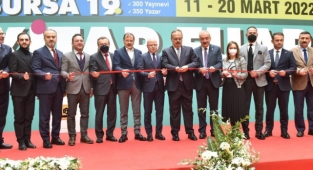 Kitap fuarı kapılarını açtı