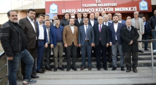 Muş Eğitim ve Hizmet Vakfı Başkanı Şahin Akın güven tazeledi