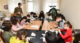 Mustafakemalpaşa’da geleceğin dahileri yetişiyor