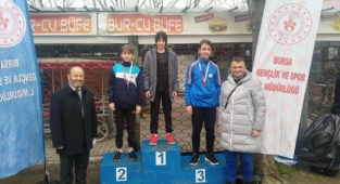 Osmangazili atletlerden büyük başarı