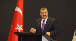 Bakan Koca: “Sağlık çalışanını yaralama, ağır suç sayılacak”