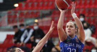 BBB'li Kathleen Doyle WBNA için Amerika’ya gitti