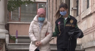Bebeğini sokağa terk eden anne tutuklandı