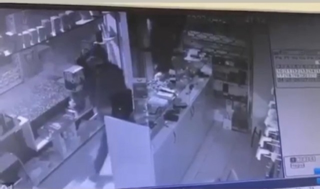 Bir ay'da ikinci kez soyuldu,zarar 100 bin lira