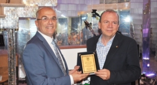 Borsa'nın işlem hacmi ve geliri arttı
