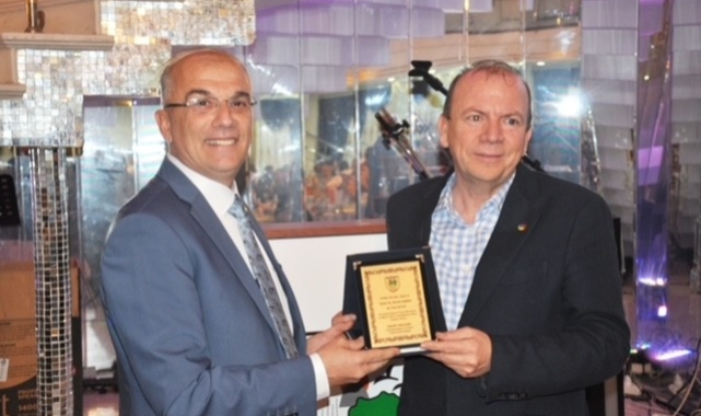 Borsa'nın işlem hacmi ve geliri arttı