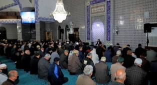 Dünya birincisi Hafız Muhammed Recep, Yenice cemaatiyle buluştu