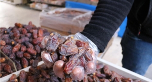 Hurma kanseri önlediği gibi tok tutuyor