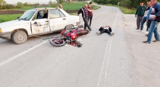 Motosikletli genç ölümden döndü