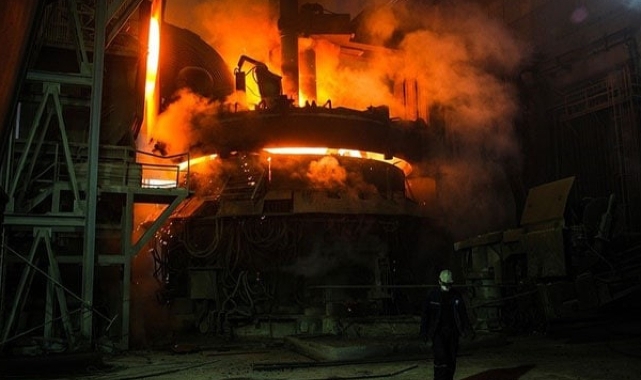 Nijerya'daki petrol rafinerisi patladı:109 ölü