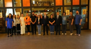 Nilüfer ailesi son mesai gününde bayramlaştı